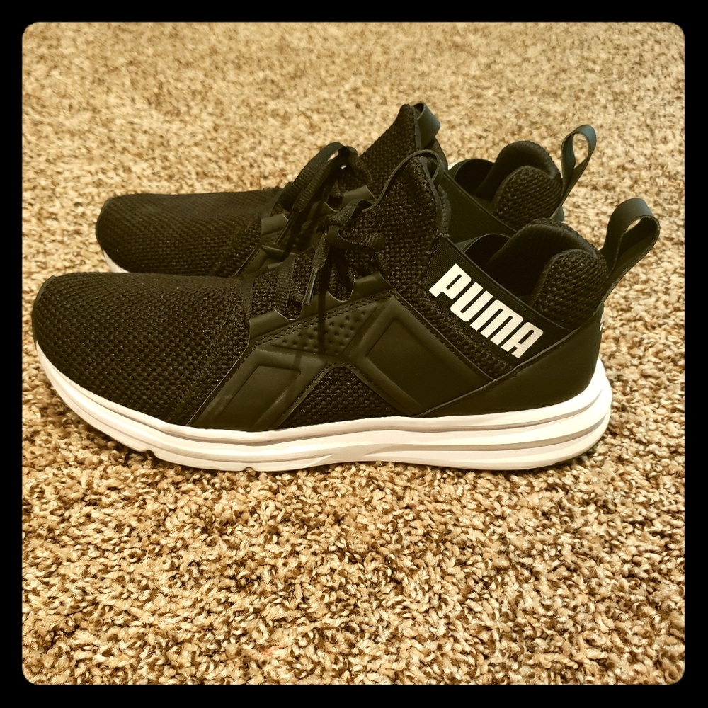 Puma Tennis Shoes - Black/White